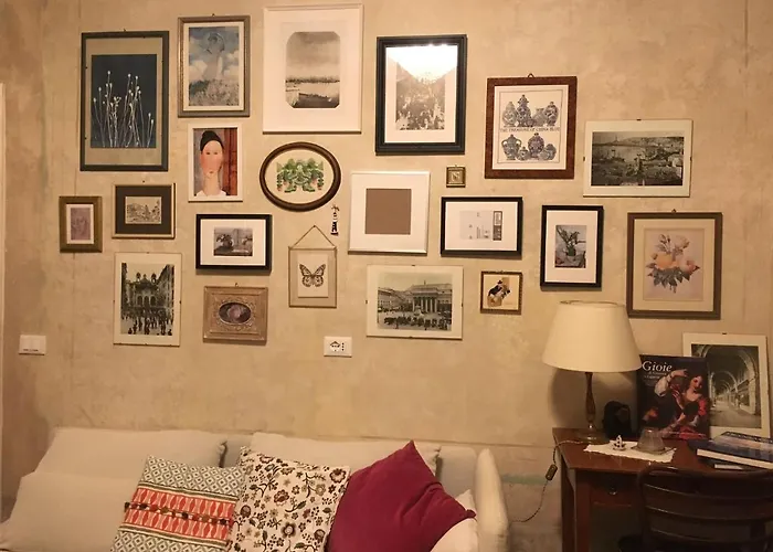 Dimora Caffaro בית הארחה 4*