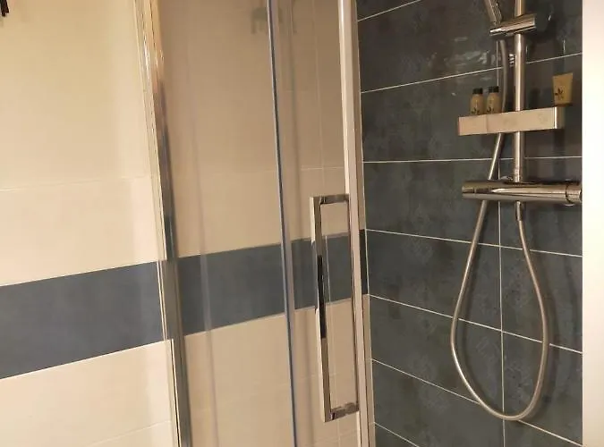 בית הארחה Dimora Caffaro 4*