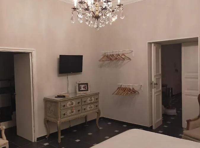 Dimora Caffaro بيت ضيافة جنوة